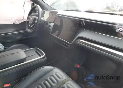 2025 Rivian R1S Adventure z USA, uszkodzony, nr VIN 7PDSGBBA7SN048065